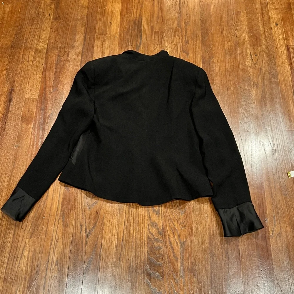 Zelda Women Black Blazer - Picture 4 of 9